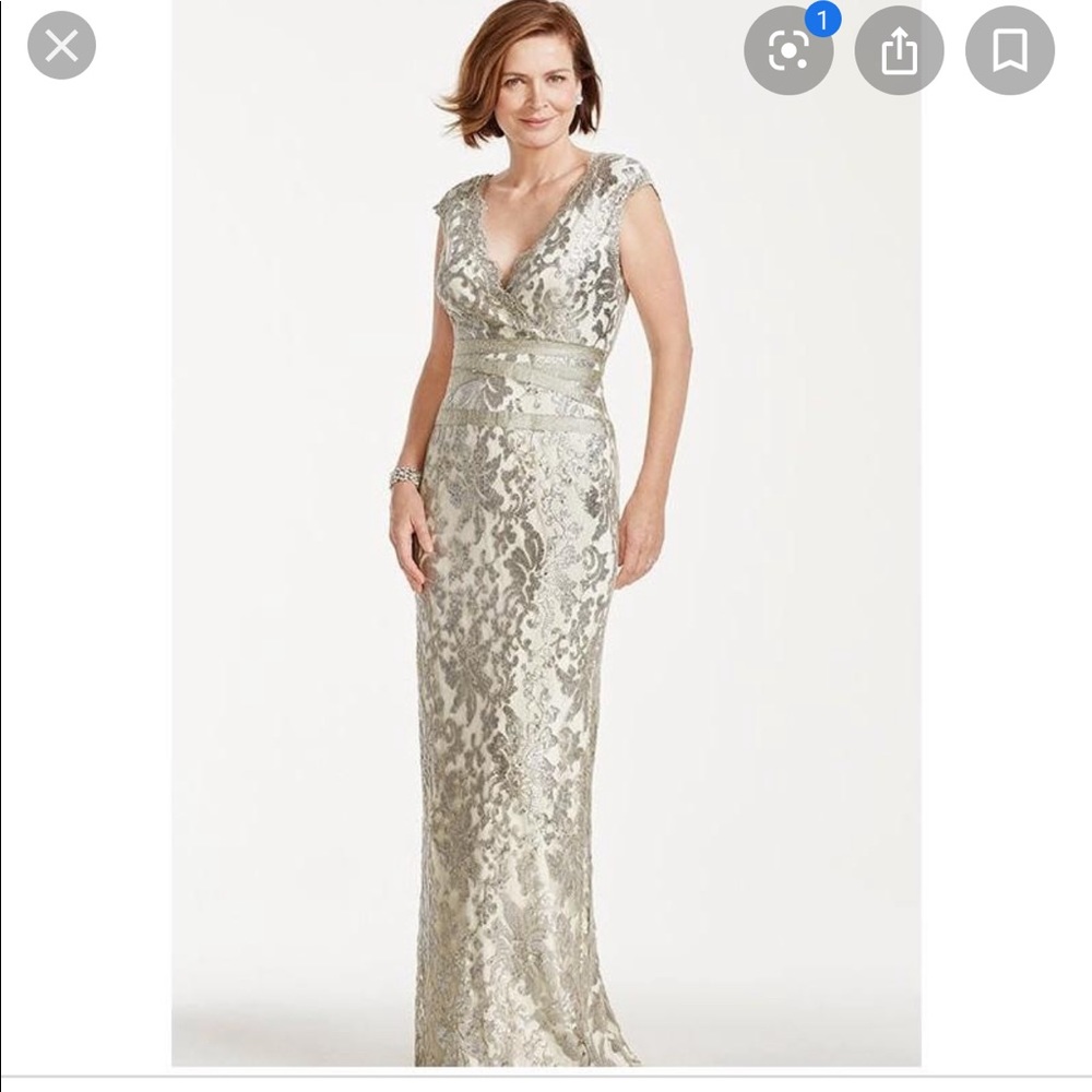 Classy dress brand new with tags size 8/10